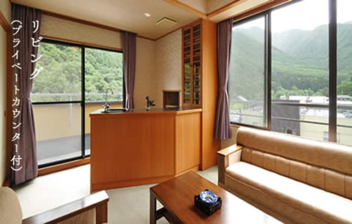 Imagen general del Hotel Bouzantei Kotobuki. Foto 16