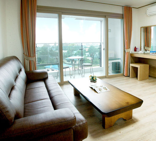 Imagen de la habitación del Hotel Bowoohill. Foto 8