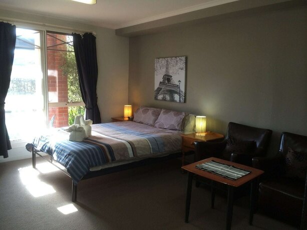 Imagen general del Hotel Box Hill Studios 3 At Canterbury Gardens. Foto 1