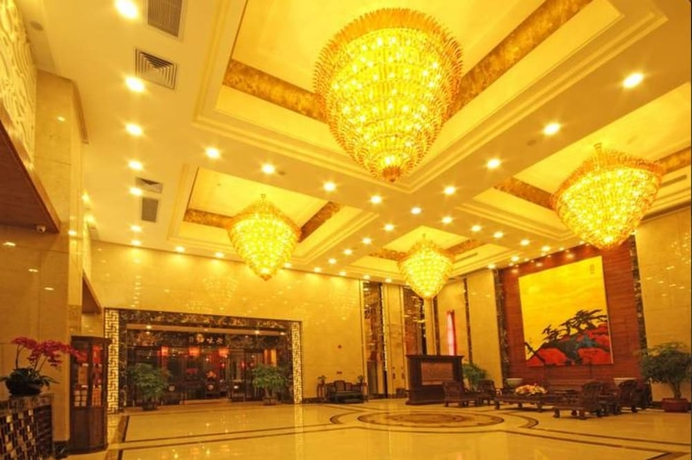 Imagen de los interiores del Hotel Boya Holiday. Foto 16