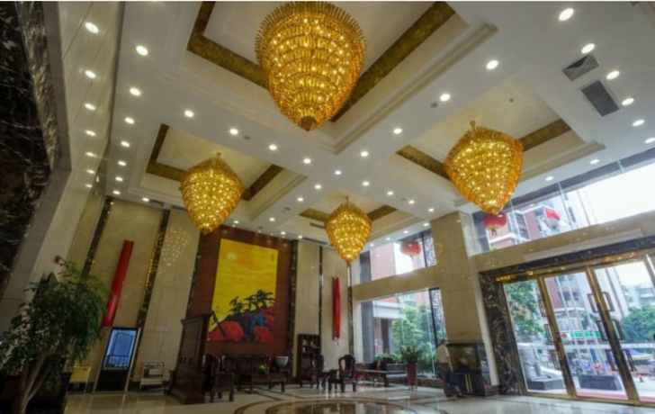 Imagen de los interiores del Hotel Boya Holiday. Foto 17