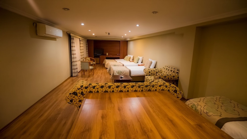 Imagen de la habitación del Hotel Boyuguzel Termal. Foto 14