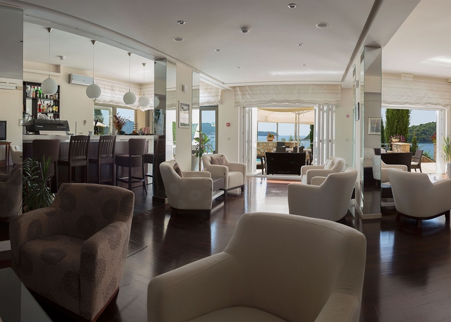 Imagen de los interiores del Hotel Bozica. Foto 15