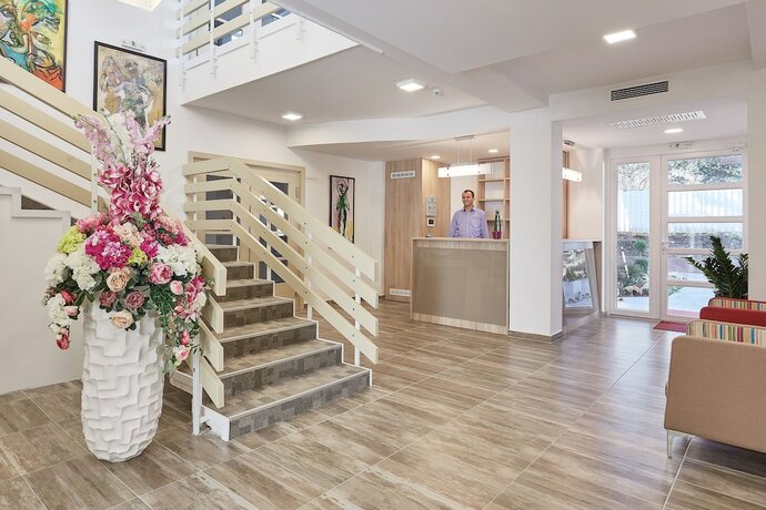 Imagen general del Hotel Bozur. Foto 3