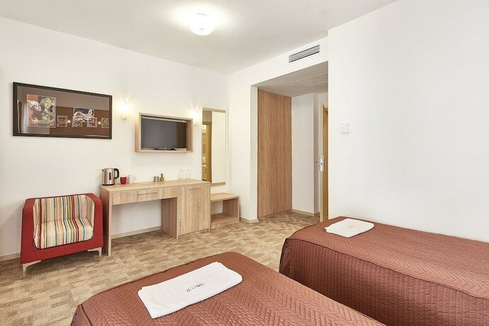 Imagen de la habitación del Hotel Bozur. Foto 14