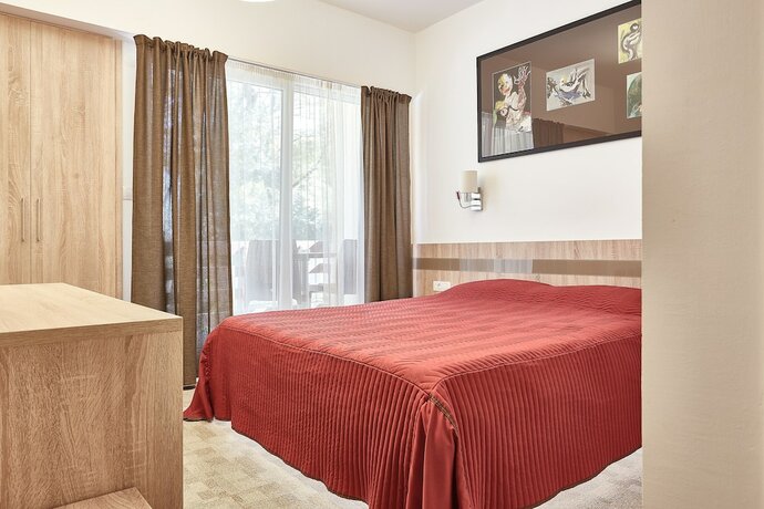 Imagen de la habitación del Hotel Bozur. Foto 18