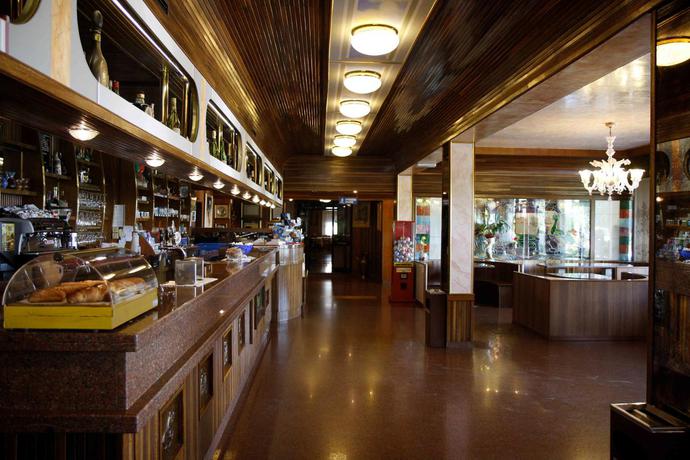 Imagen del bar/restaurante del Hotel Bracco. Foto 6