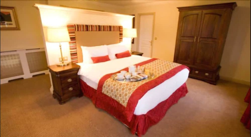 Imagen de la habitación del Hotel Bracken Court. Foto 11