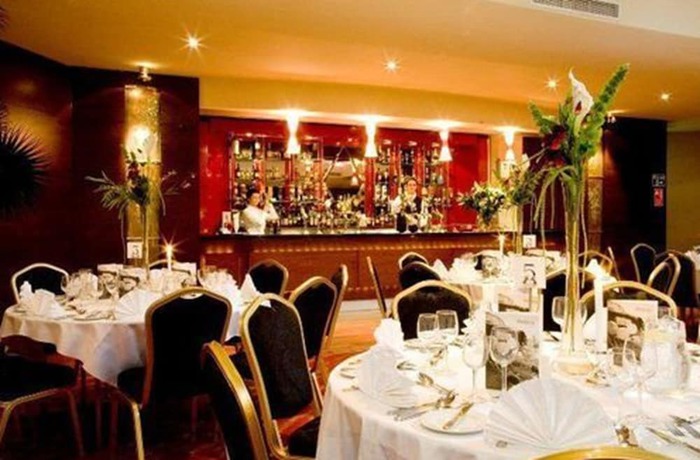 Imagen del bar/restaurante del Hotel Bracken Court. Foto 4