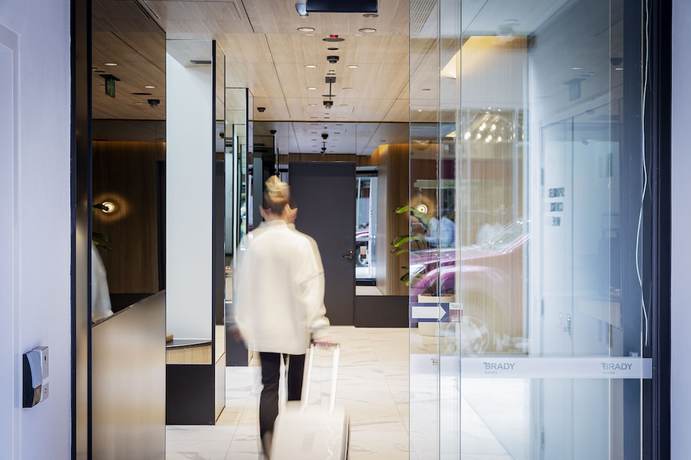 Imagen de los interiores del Hotel Brady Hotels Jones Lane. Foto 20