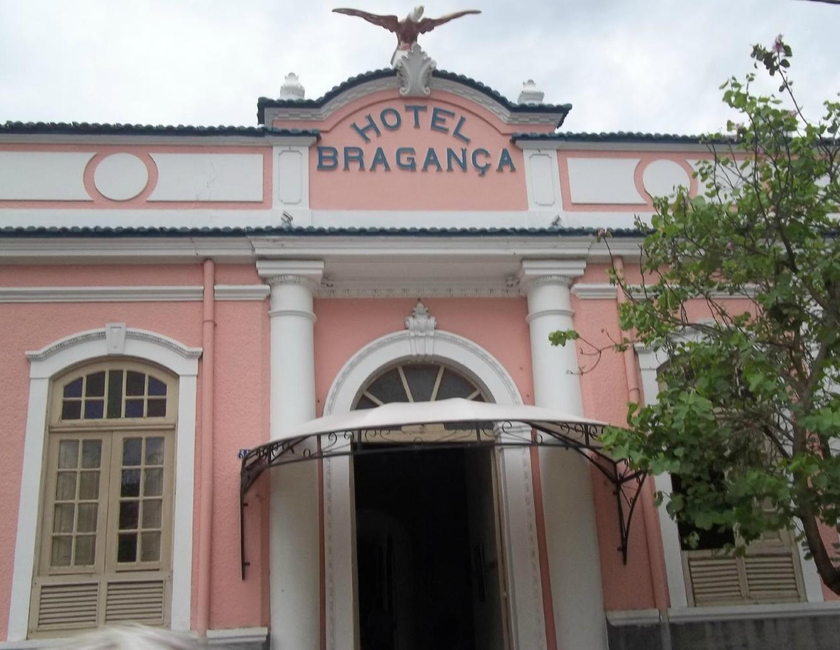 Imagen general del Hotel Bragança, Caxambu. Foto 1