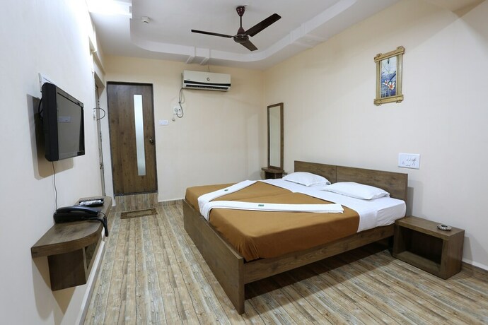 Imagen de la habitación del Hotel Braganza. Foto 20