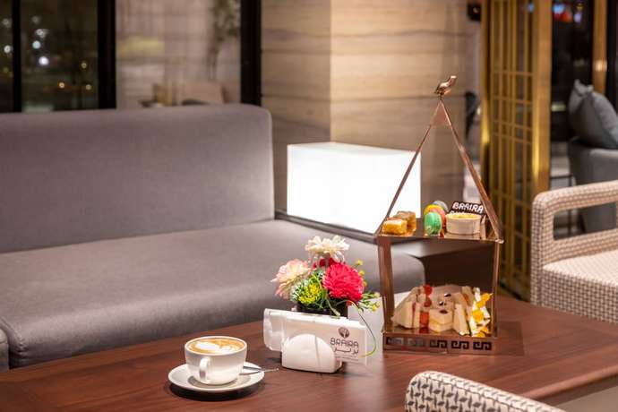 Imagen del bar/restaurante del Hotel Braira Al Nakheel. Foto 5