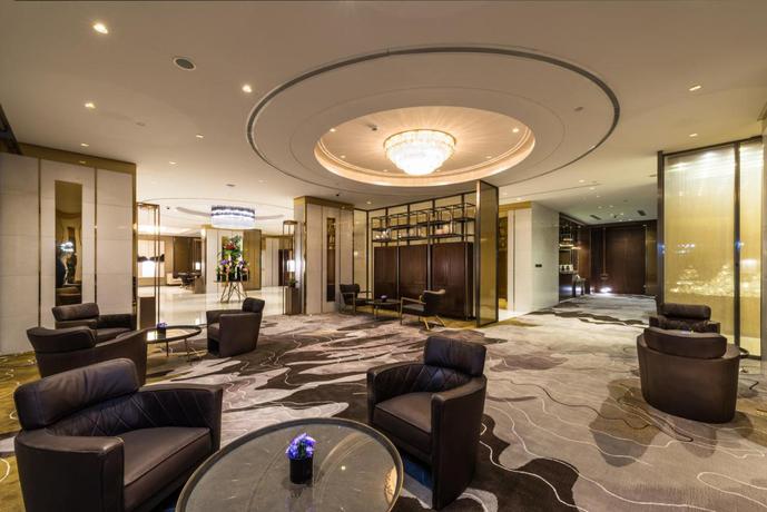 Imagen de los interiores del Hotel Braira Al Wezarat. Foto 9