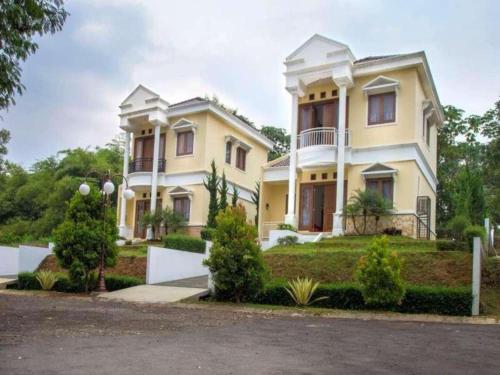 Imagen general del Hotel Braja Mustika Bogor. Foto 9
