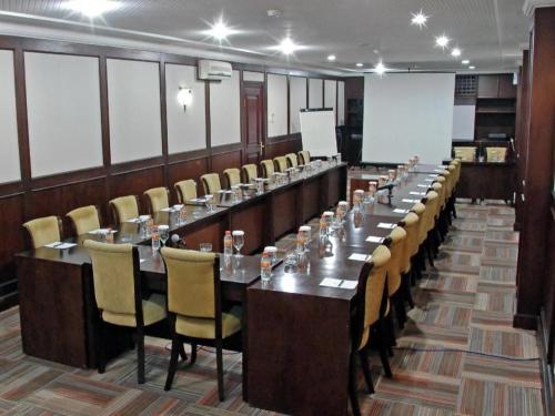Imagen general del Hotel Braja Mustika Bogor. Foto 12