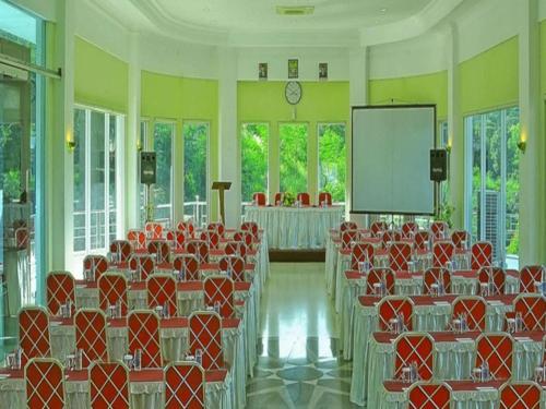 Imagen general del Hotel Braja Mustika Bogor. Foto 16