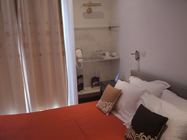 Imagen de la habitación del Hotel Brajas. Foto 4