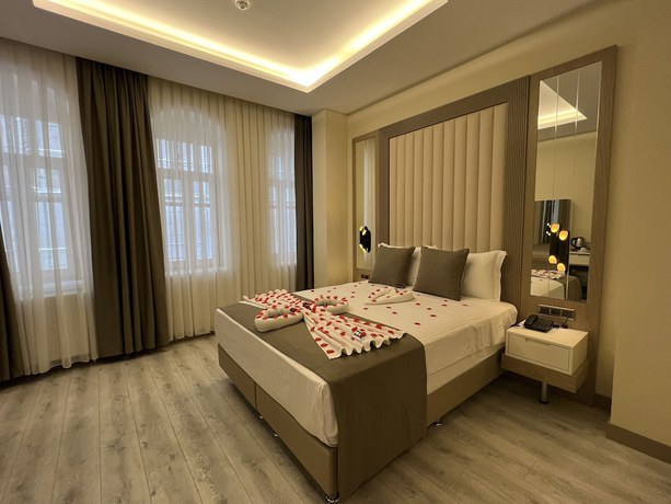 Imagen de la habitación del Hotel Brako. Foto 10