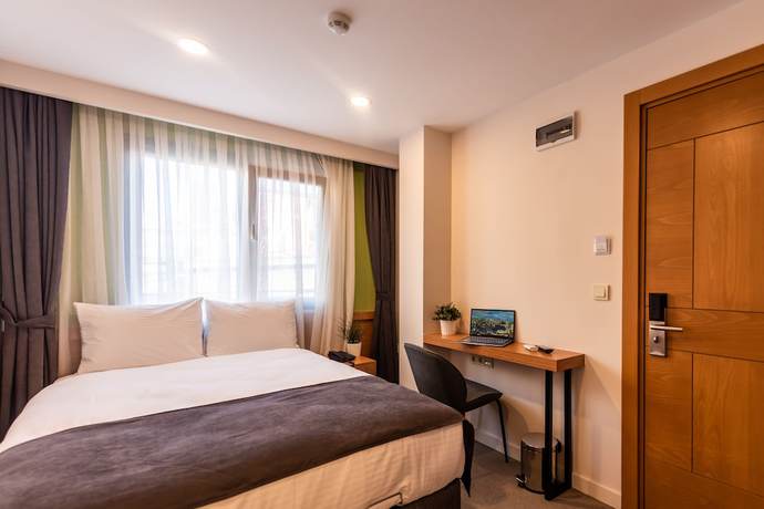 Imagen de la habitación del Hotel Bram Istanbul. Foto 9