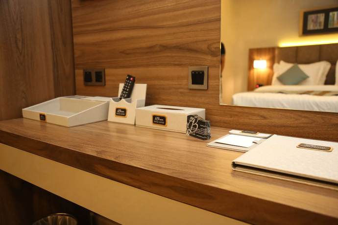 Imagen de la habitación del Hotel Bram Suites. Foto 6