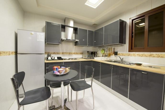 Imagen de la habitación del Hotel Bram Suites. Foto 16