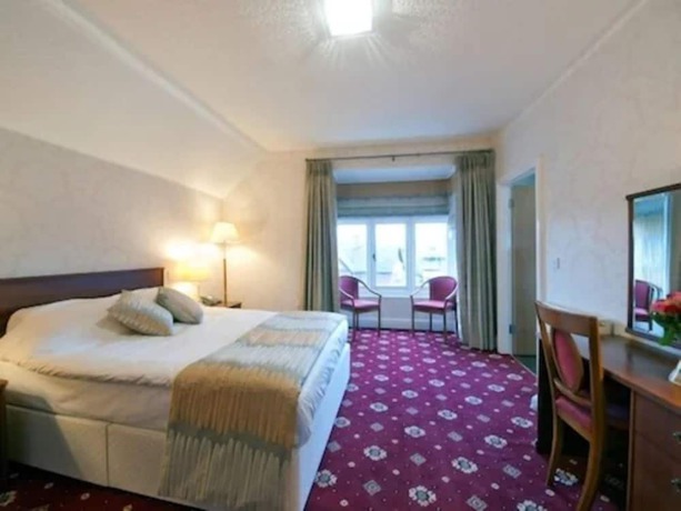 Imagen de la habitación del Hotel Brambletye. Foto 8