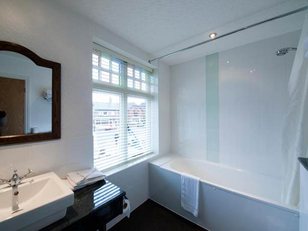Imagen de la habitación del Hotel Brambletye. Foto 16
