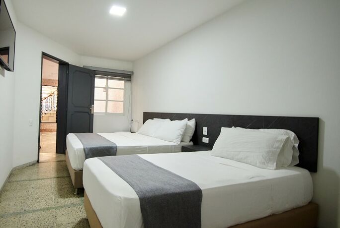 Imagen de la habitación del Hotel Brana. Foto 19