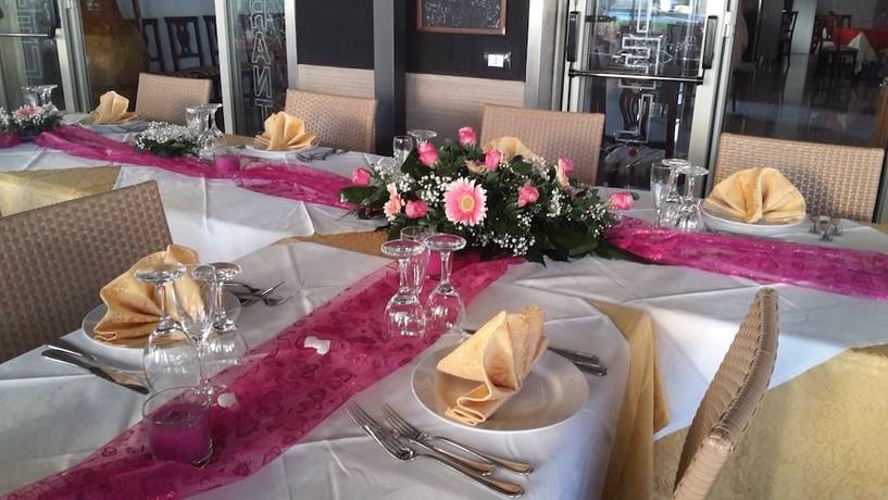 Imagen del bar/restaurante del Hotel Branca. Foto 3