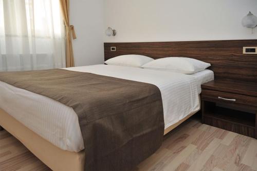 Imagen de la habitación del Hotel Branco. Foto 16