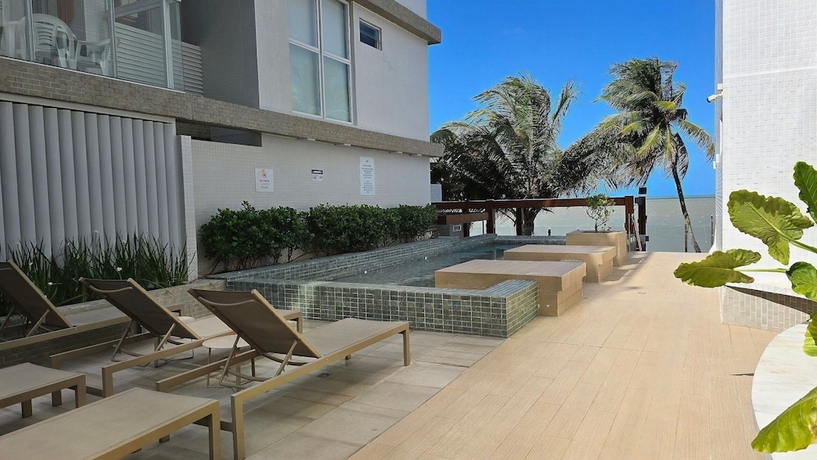 Imagen de la piscina del Hotel Branco Haus by Hosppedar. Foto 15