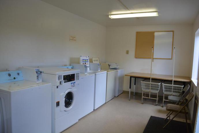 Imagen de los interiores del Hotel Brandin' Iron Inn. Foto 7