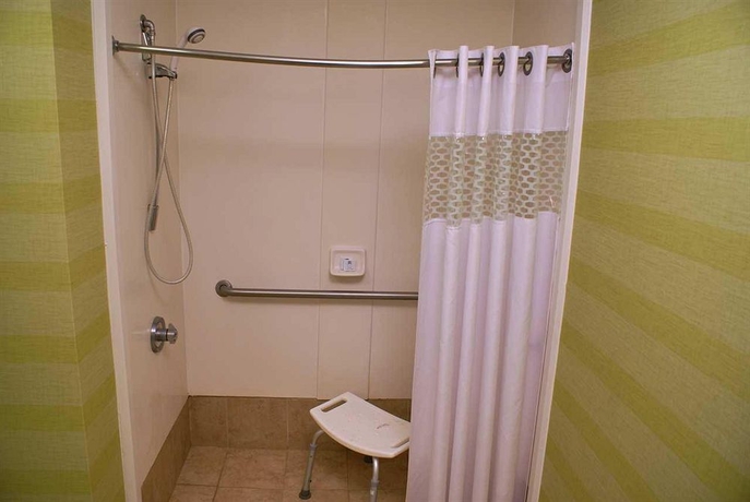 Imagen de la habitación del Hotel Brandon Center. Foto 7