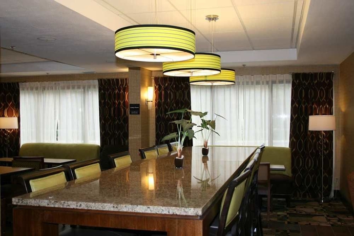 Imagen de los interiores del Hotel Brandon Center. Foto 13