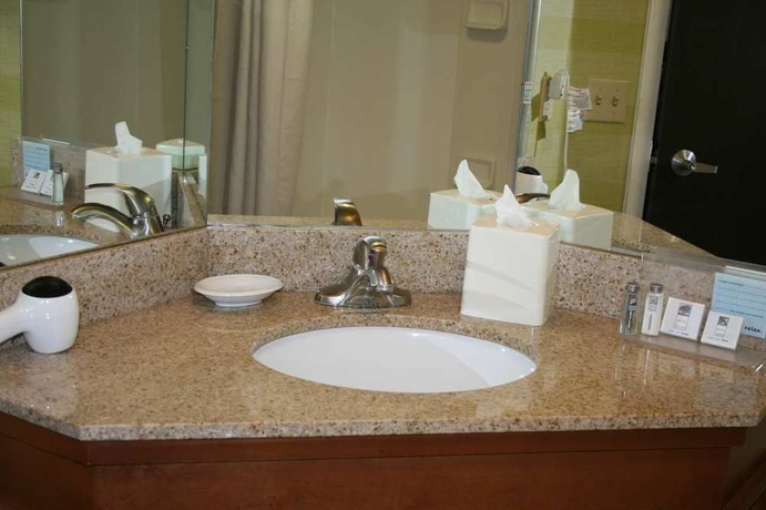 Imagen de la habitación del Hotel Brandon Center. Foto 9