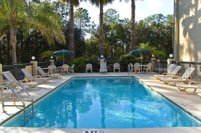 Imagen de la piscina del Hotel Brandon Center. Foto 15