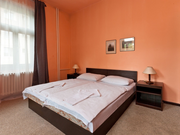 Imagen de la habitación del Hotel Branik. Foto 5