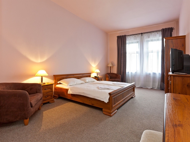 Imagen de la habitación del Hotel Branik. Foto 6