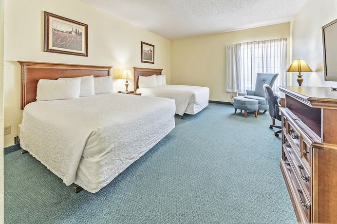 Imagen de la habitación del Hotel Branson Towers. Foto 7