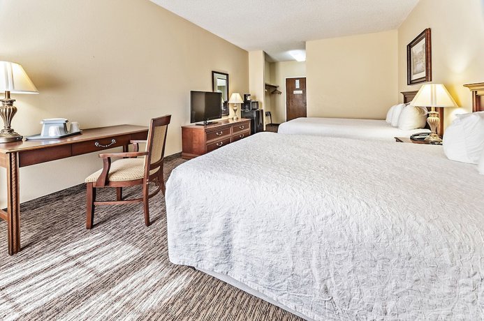 Imagen de la habitación del Hotel Branson Towers. Foto 15