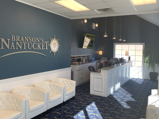 Imagen de los interiores del Hotel Bransons Nantucket. Foto 16