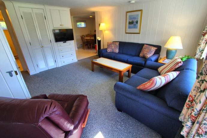 Imagen de la habitación del Hotel Brant Point Courtyard. Foto 15