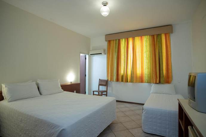 Imagen de la habitación del Hotel Brasil Express. Foto 9