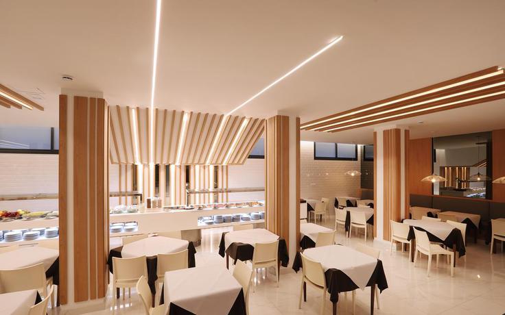 Imagen del bar/restaurante del Hotel Brasil. Foto 6