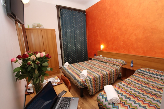 Imagen de la habitación del Hotel Brasil, Mil&aacute;n. Foto 15