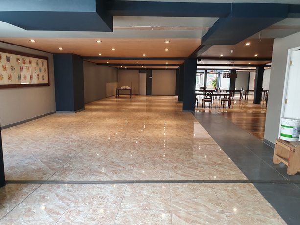 Imagen de los interiores del Hotel Brasilia, Santigo. Foto 19