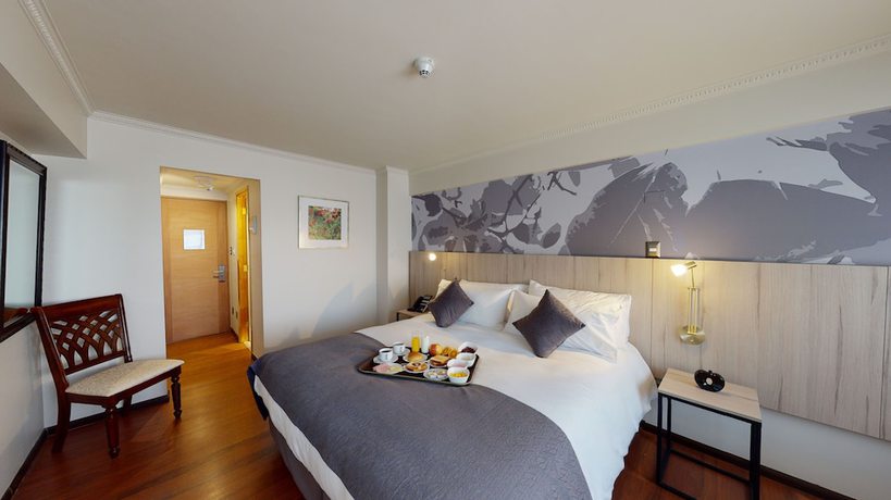 Imagen de la habitación del Hotel Brasilia, Santigo. Foto 18