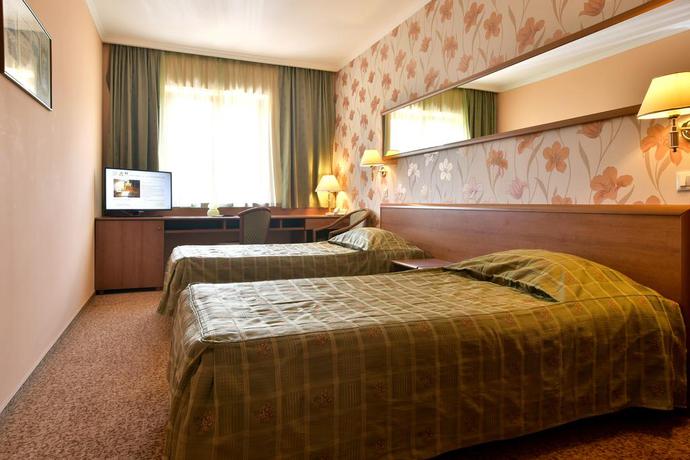 Imagen de la habitación del Hotel Brasov. Foto 10