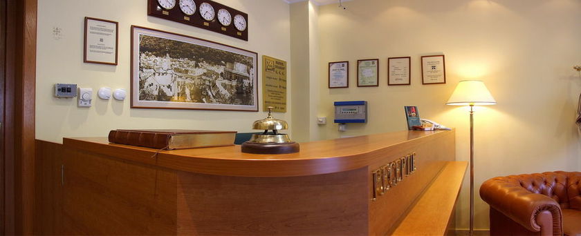 Imagen del bar/restaurante del Hotel Brasov. Foto 3